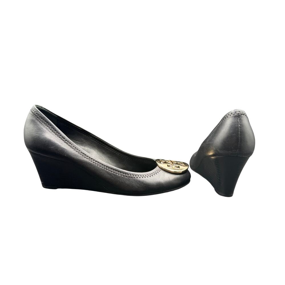 Tory Burch Black Leather Wedge Pumps Gold Logo Size 6.5